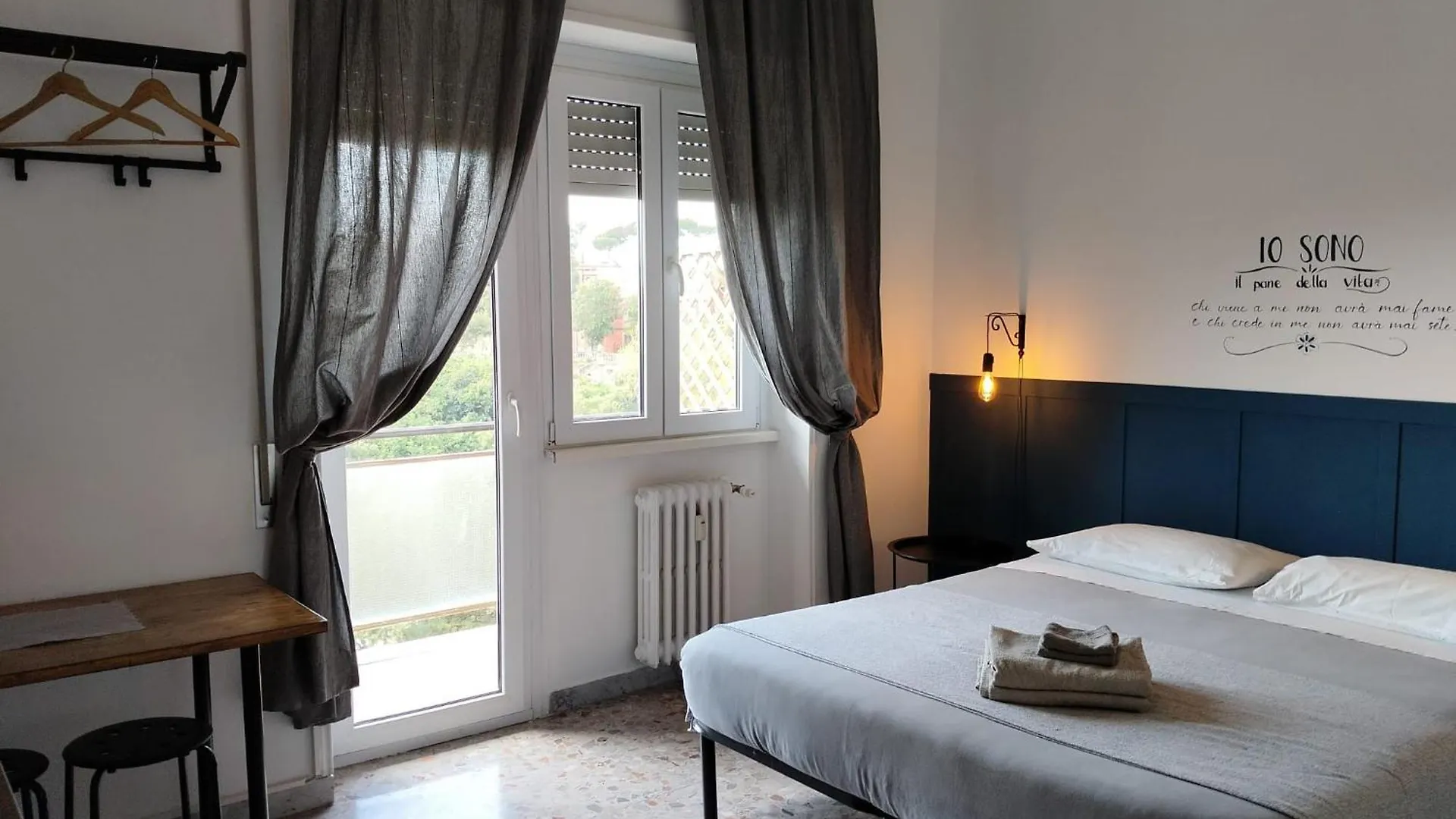 By Grace Hotel Rome Guest house